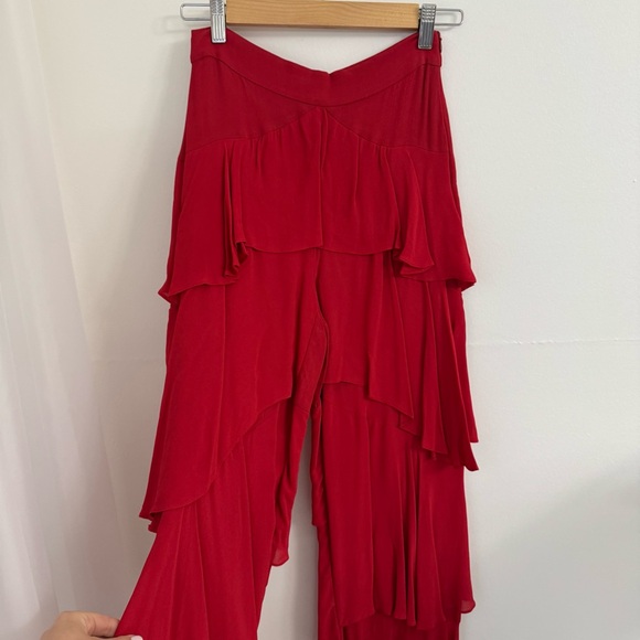 Zara Red Ruffled Pants - Picture 2 of 3